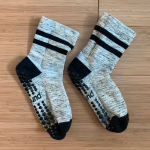 Pure Barre Accessories - PURE BARRE sock bundle of 2 pairs Pure Barre Accessories - PURE BARRE sock bundle of 2 pairs